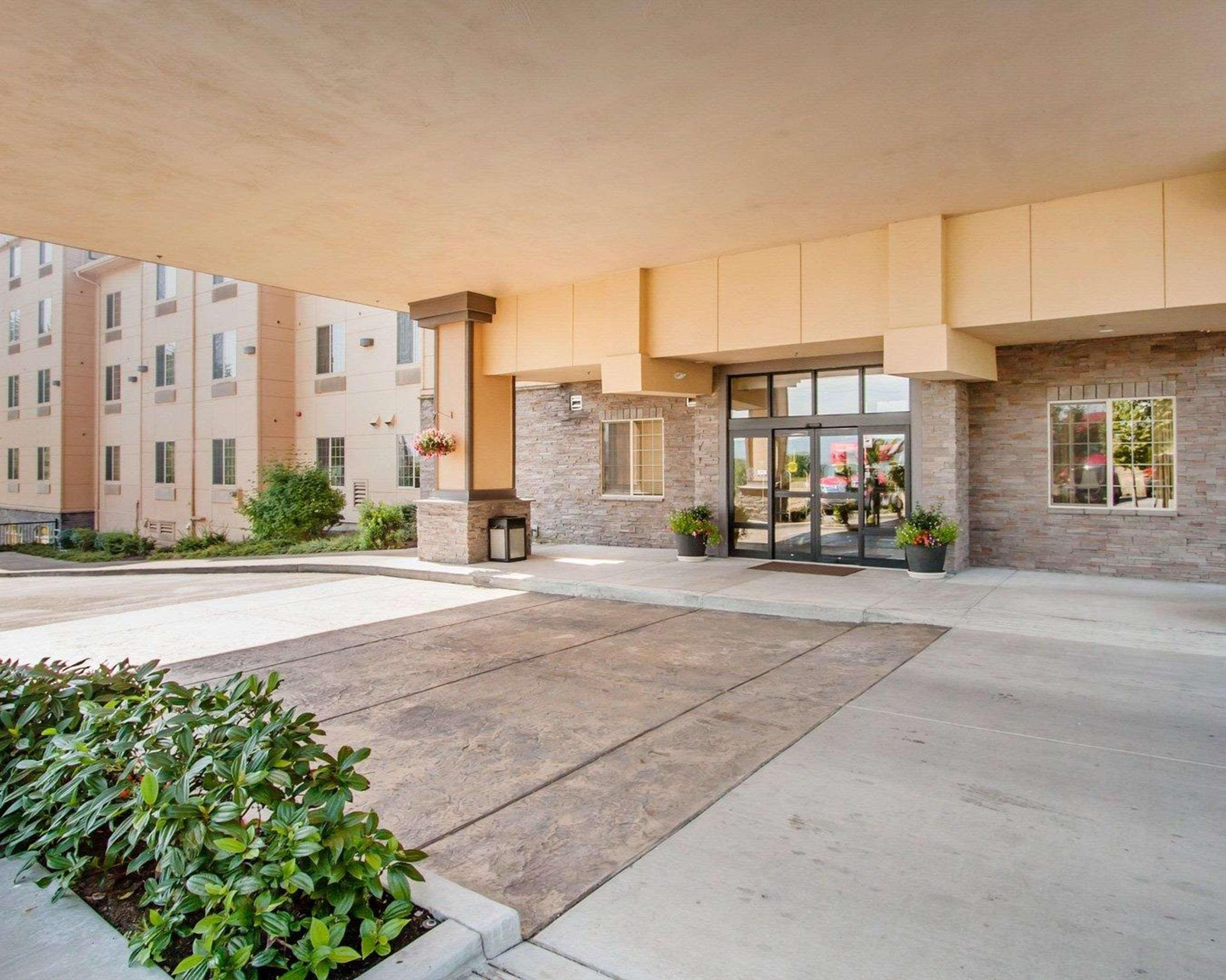 Comfort Suites Eugene Exterior foto